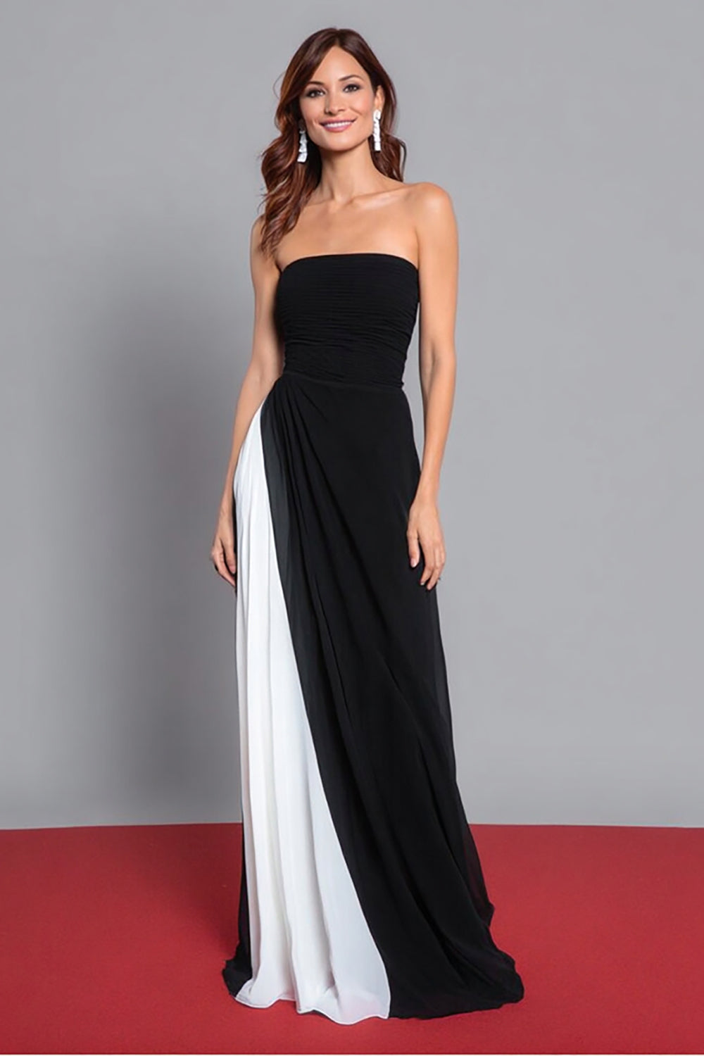 Black and White Sheath Strapless Ruched Long Formal Dress