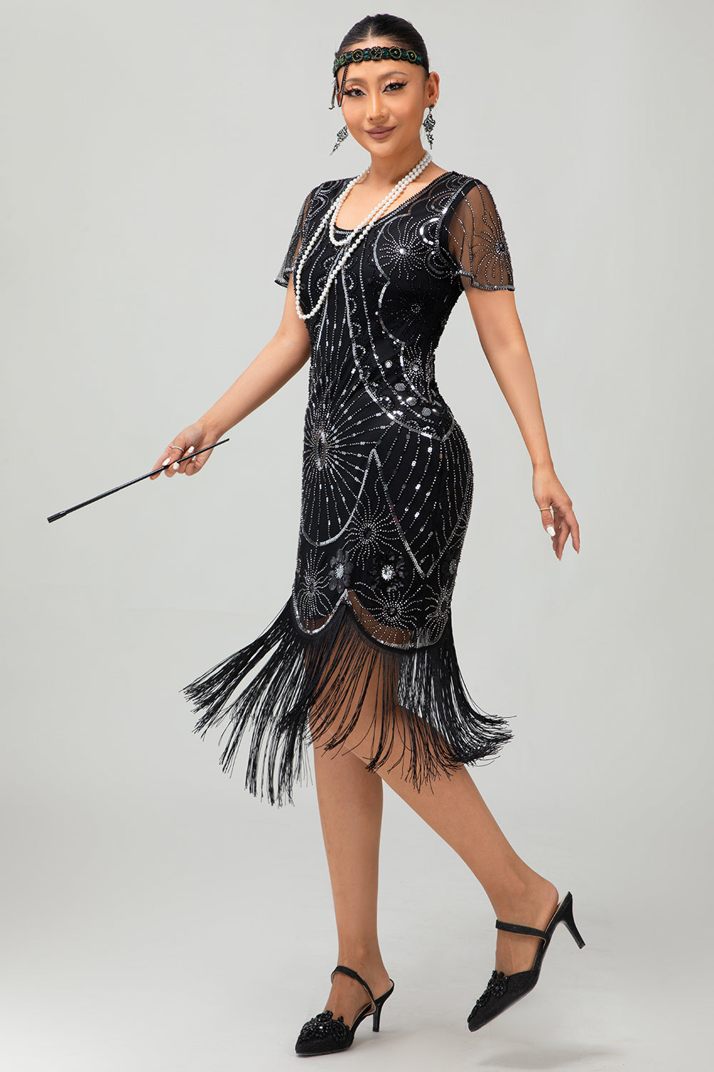 Beaded Black Golden Fringed Bodycon 1920s Dress
